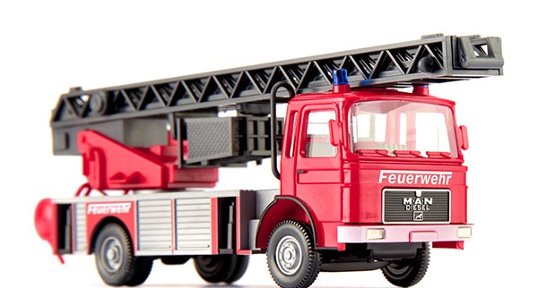 Wiking 061804 MAN F8 DLK 23-12 (Metz) FW