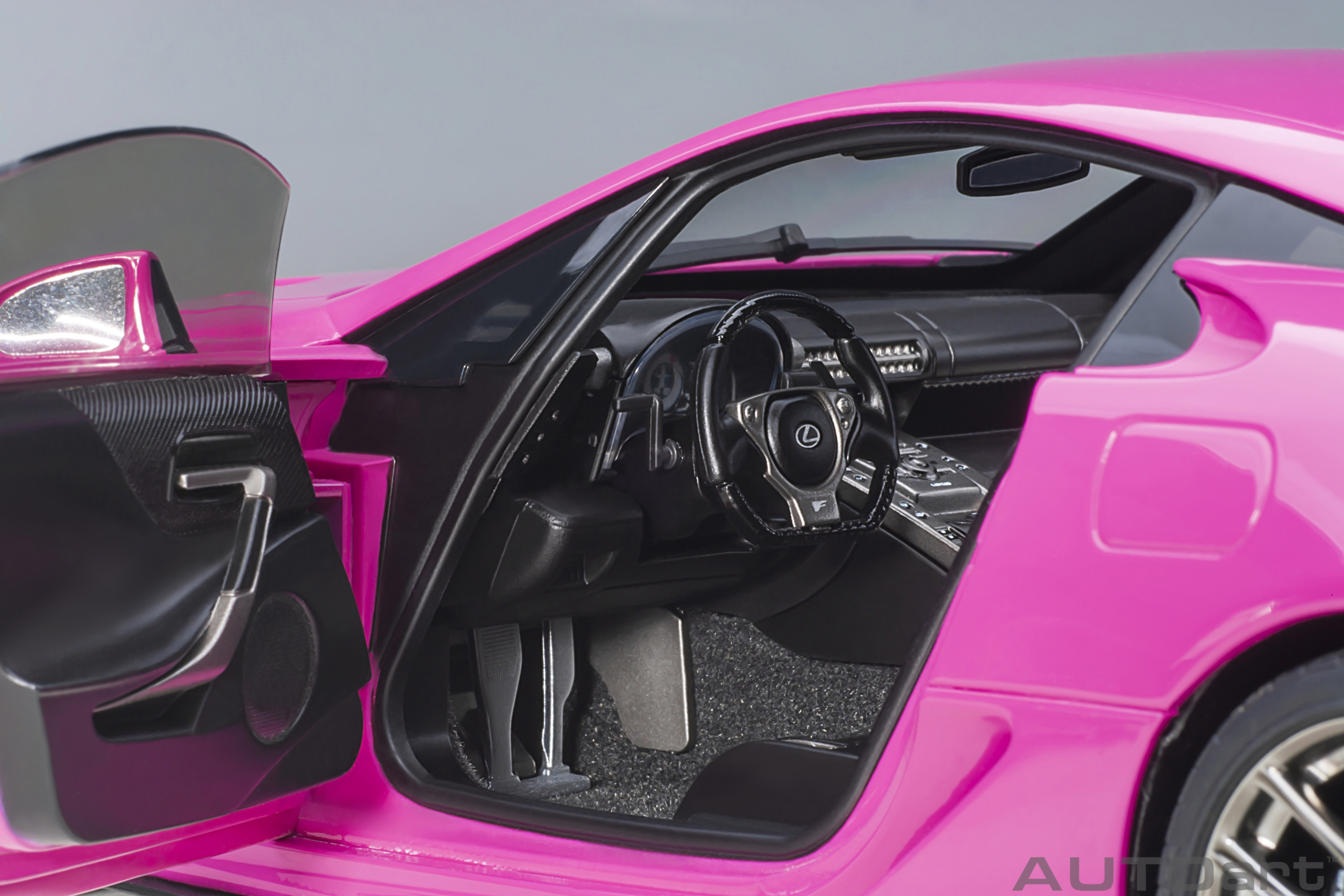 AUTOart 78859 Lexus LFA 2010 - pink