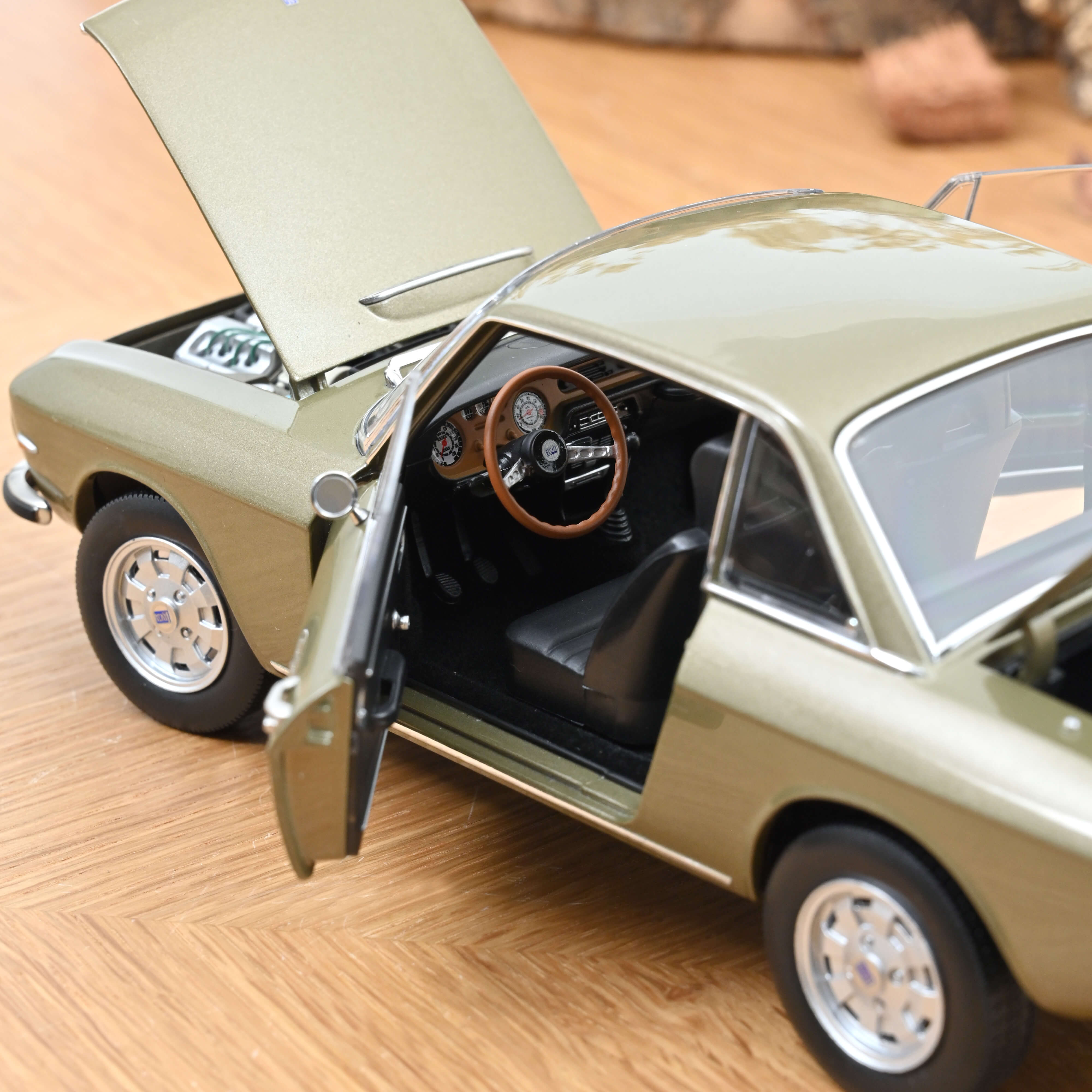 Norev 187985 Lancia Fulvia bronzegrün (1971)