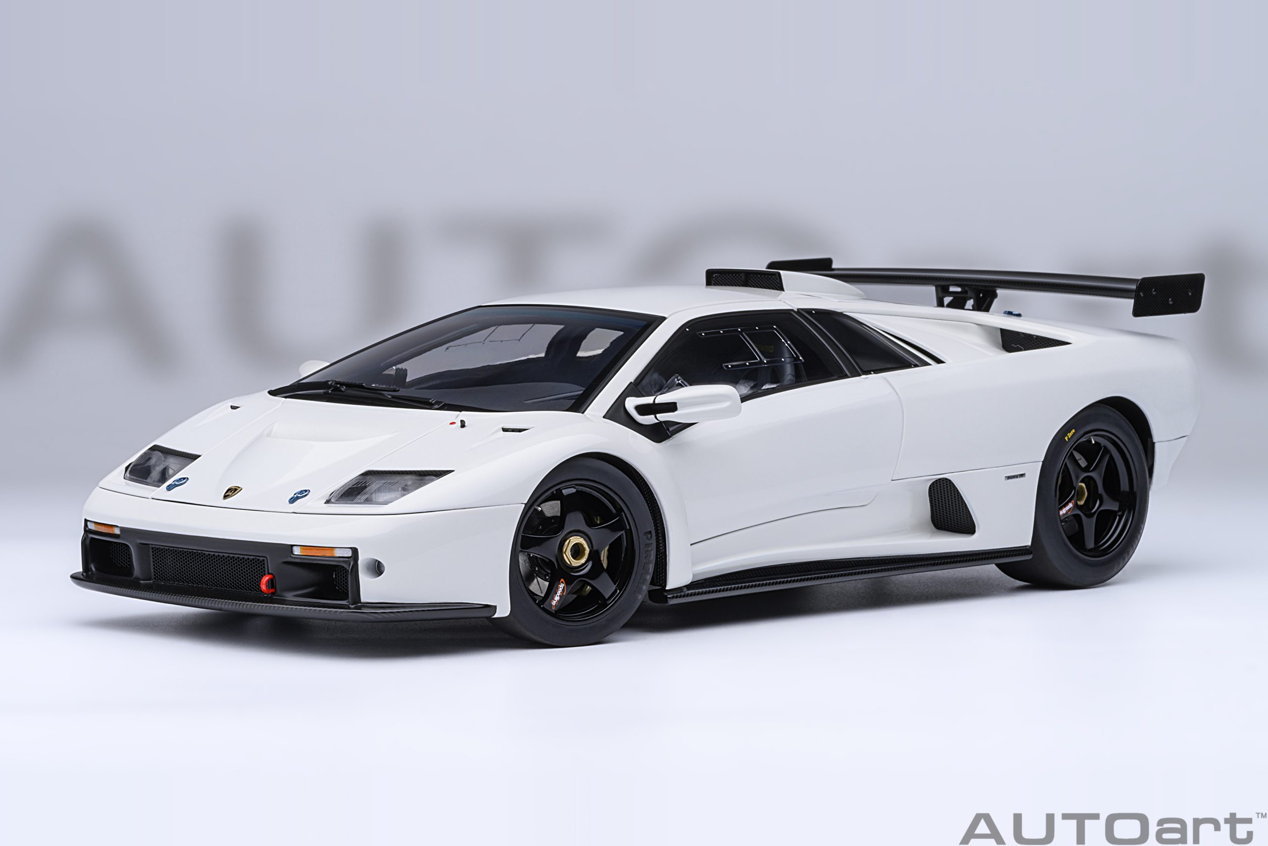 79136 Lamborghini Diablo GT-R 1999 impact whi