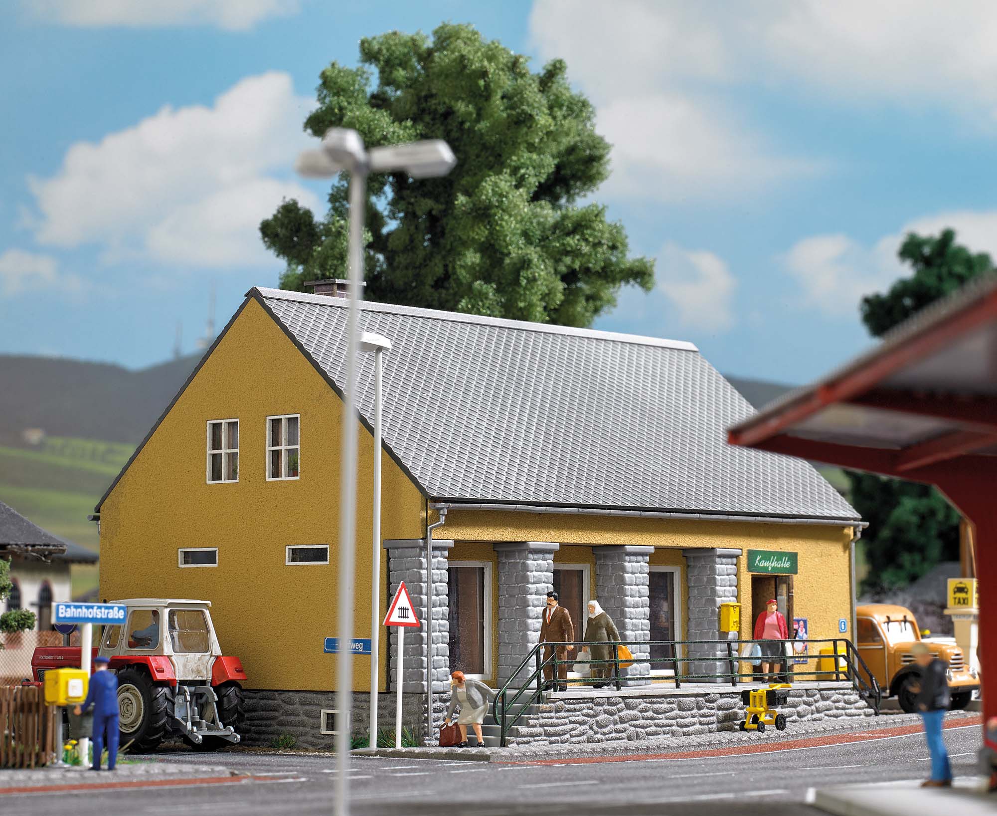 1381 DDR Landwarenhaus