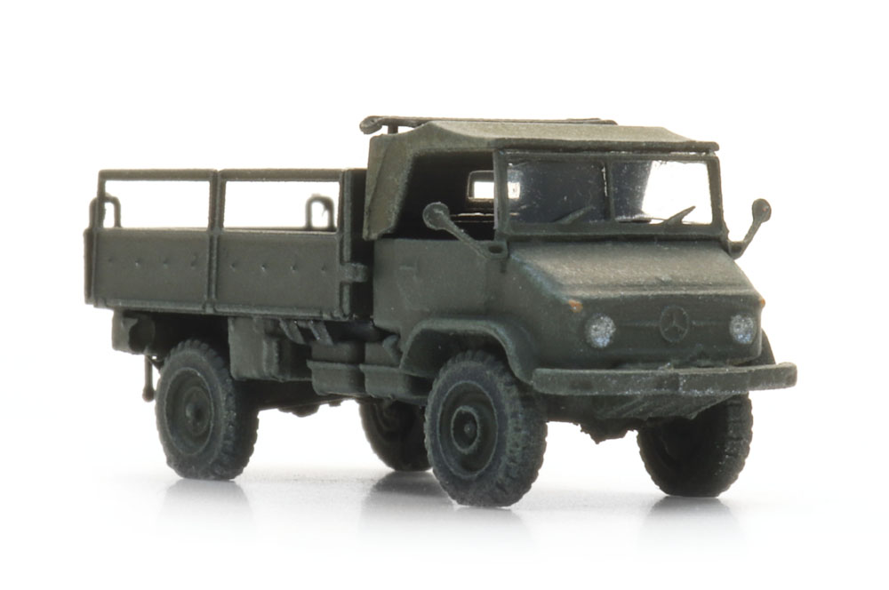 6160114 BRD Unimog 404s Pritsche offen gelboliv