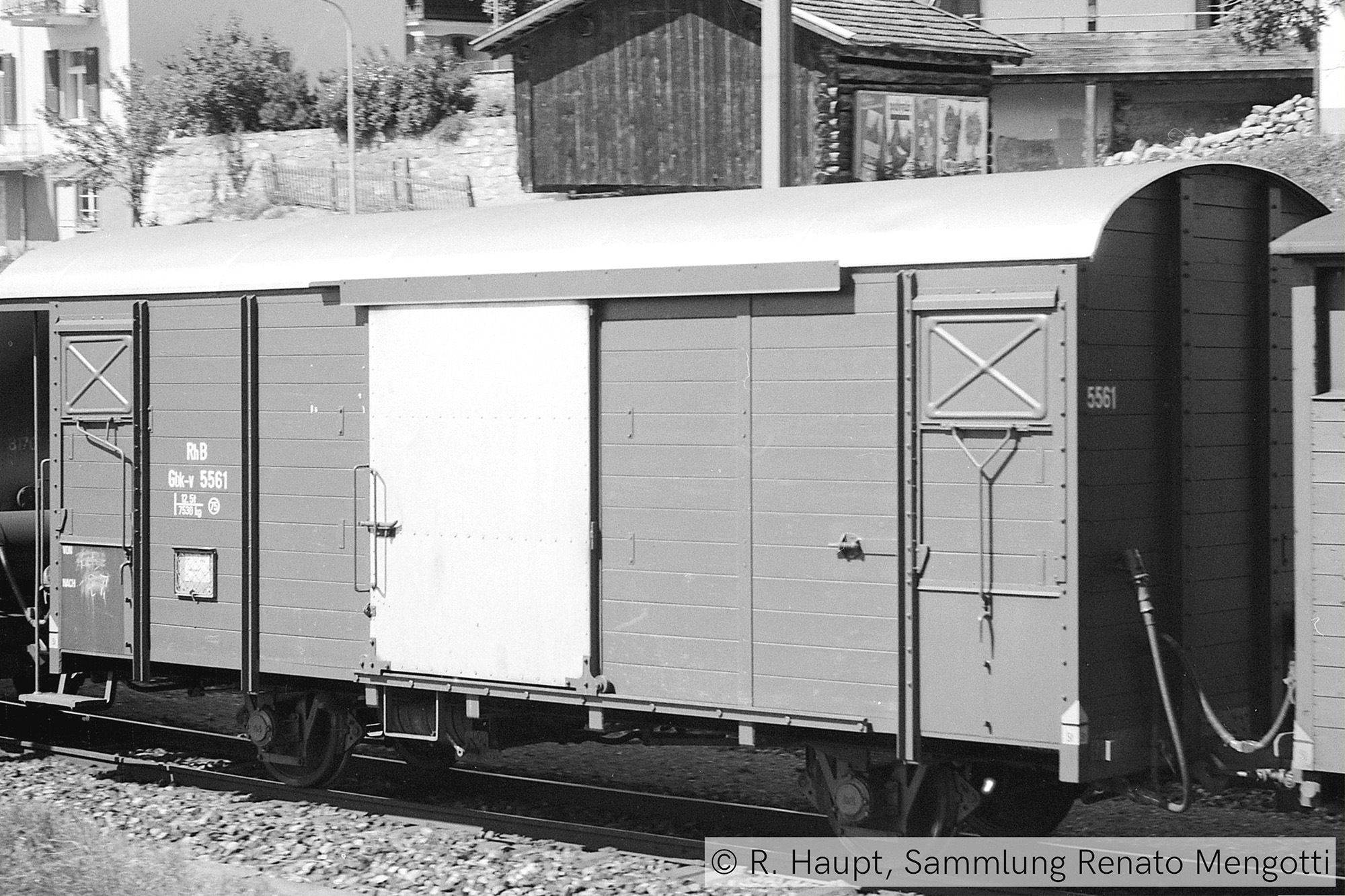 2283101 RhB Gbk-v 5561 gedeckter Güterwagen