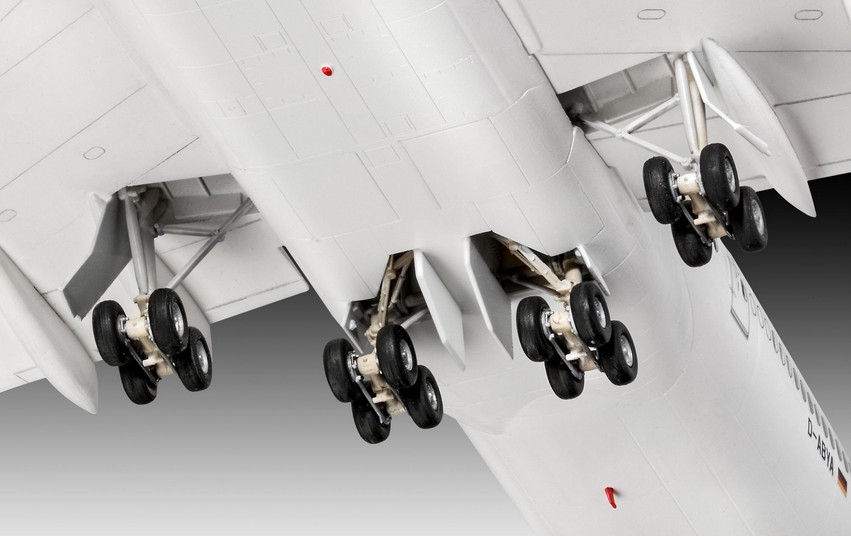 Revell 03891 Boeing 747-8 Lufthansa New Livery