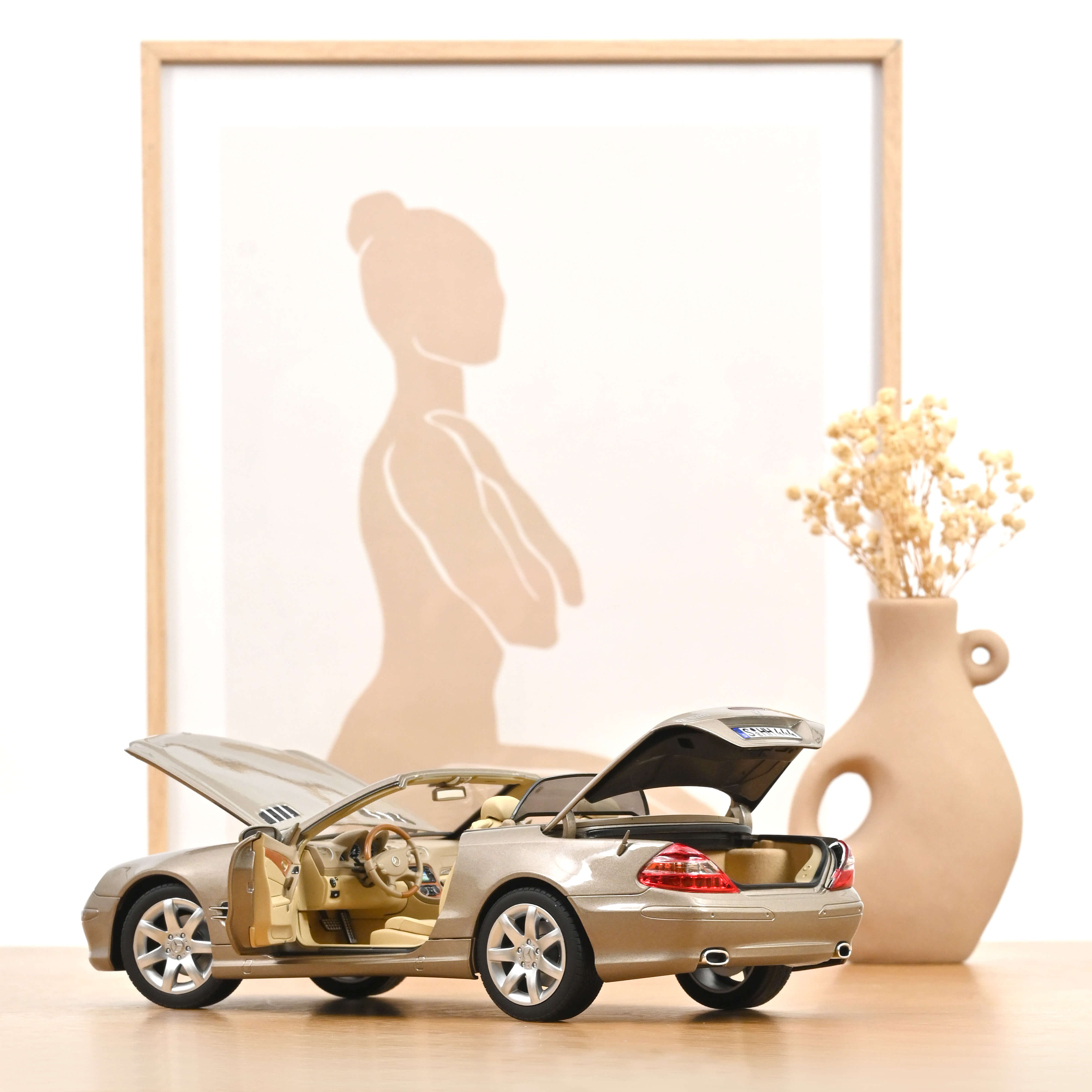 Norev 183843 MB SL500 travertine beige (2003)