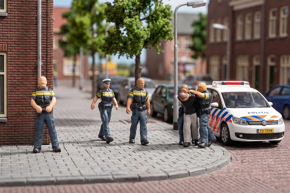 151717 Polizisten NL