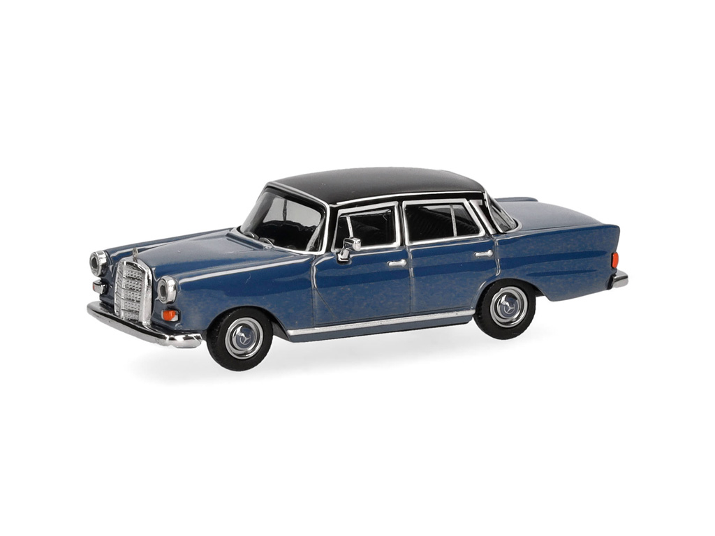 430739-004 MB 200 Heckflosse blau/schwarz