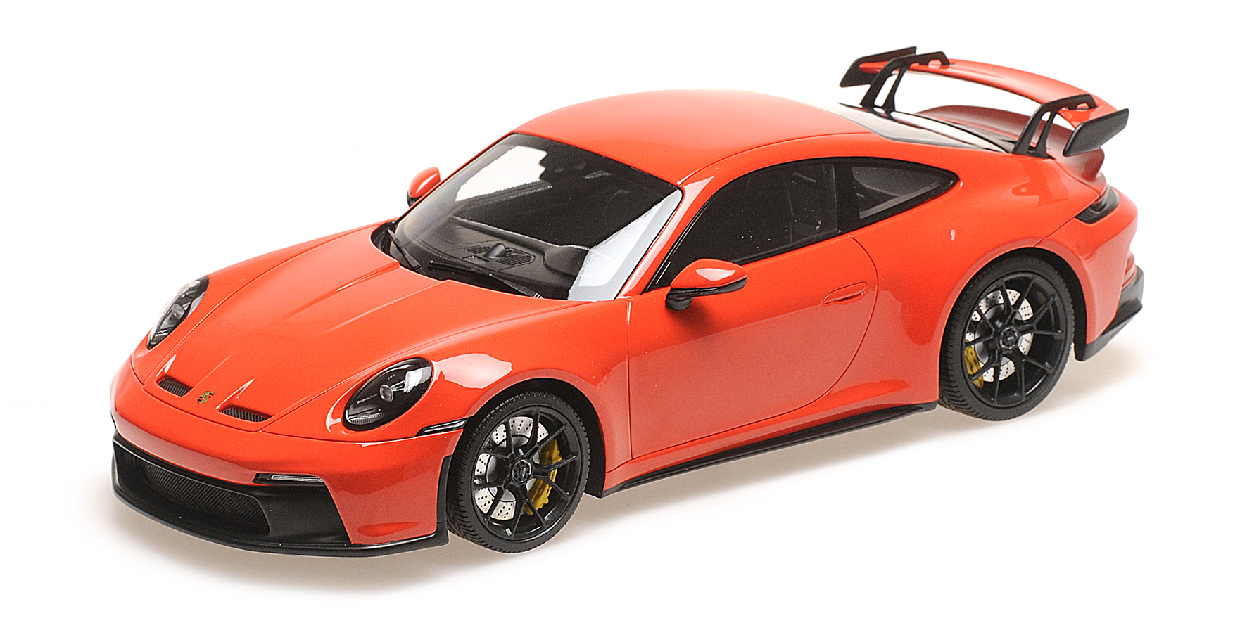 117069000 Porsche 911(992) GT3 2021 - orange