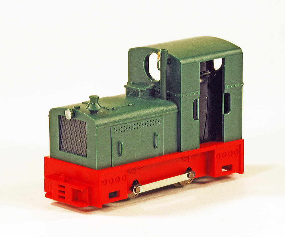 Minitrains 2090 Deutz Diesellok OMZ 122 F - grün