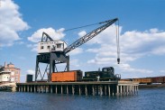 Walthers 3067 Pier/Travling Crane 