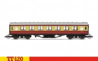 Hornby TT4037A BR 57' Corridor Third M1842M Era 4