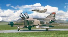 Italeri 2770 F-4E Phantom II 