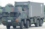 Armour87 211200431 MAN Multi 2 A4 FSA mit 20 Fuß-Container 