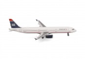 Herpa 538251 Airbus A321 AA American Airlines 