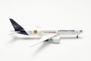 Herpa 562799 Boeing 777F Lufthansa Cargo 