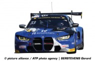 Carrera 27773 Evolution BMW M4 GT3 Schubert Motorsport