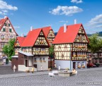 Kibri 37100 Fachwerkhaus und Torhaus 