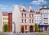 Kibri 38389 Stadthaus mit Fabrikanbau 