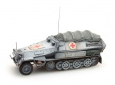 Artitec 387.73-WA WM Sd. Kfz 251/8B Sanitätspanzer Winter 