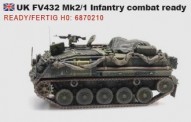 Artitec 6870210 UK FV432 Mk2/1 Infantry combat ready 