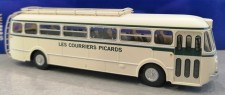 REE Modeles CB-137 Renault R4190 LES COURRIERS PICARDS 
