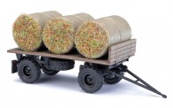 Busch Autos 53018 HW60 Anhänger mit Strohballen 