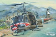 HobbyBoss 81806 UH-1 Huey B 