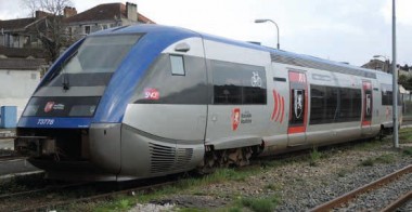 Jouef HJ2438S SNCF Triebwagen Serie X73N0 Ep.6 