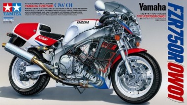 Tamiya 14058 Yamaha FZR750R (OW01) 