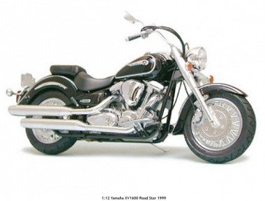 Tamiya 14080 Yamaha XV1600 Road Star 1999  