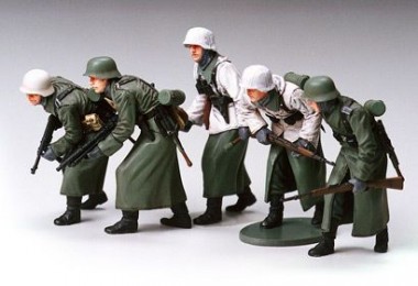 Tamiya 35256 Ger. Infantry WW2 Winter 
