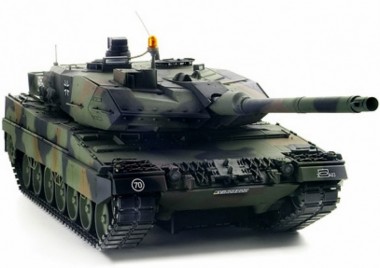 Tamiya 56020 RC Panzer Leopard 2A6 Full Option 