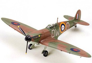 Tamiya 60748 Spitfire Supermarine MK1  