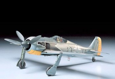 Tamiya 61037 Dt. Focke Wulf Fw190 A-3
 