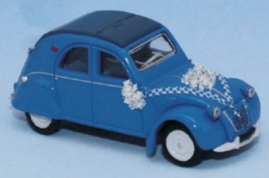 SAI 6025 Citroën 2CV blau Hochzeit m.Blumen 