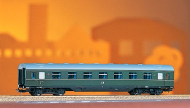 Piko 53240 DR Personenwagen 1.Kl. Ep.3 