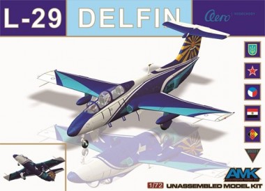 AMK 86001 AERO L-29 Delfin 