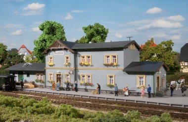 Auhagen 11329 Bahnhof Radeburg 