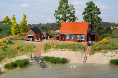 Auhagen 11476 Bootshaus mit Slipanlage 