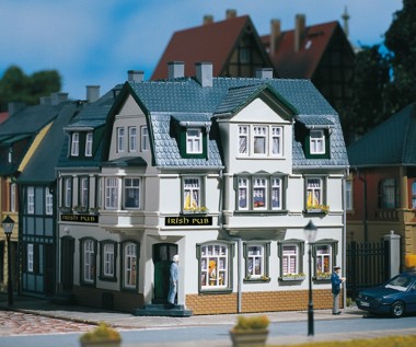Auhagen 12255 Eckhaus Irish Pub 