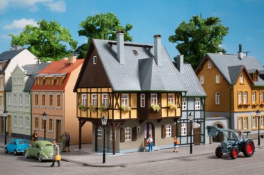 Auhagen 12343 Wohnhaus Bahnhofstraße 1 