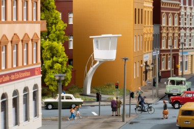 Auhagen 13352 Verkehrskanzel mit Zubehör 