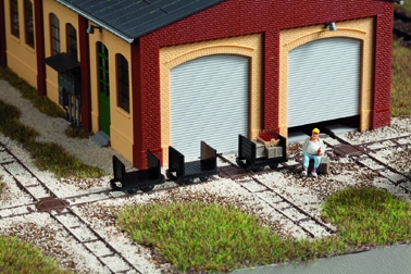 Auhagen 41704 Feldbahn Stirnwandlorenattrappen 