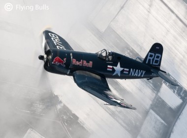 Revell 05641 Set: F4U-4 Corsair
 The Flying Bulls 
