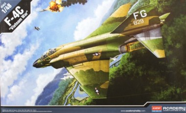 Academy 12294 F-4C Phantom Vietnames War 
