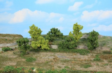 Heki 1927 7 Büsche und Sträucher 6 - 8 cm 