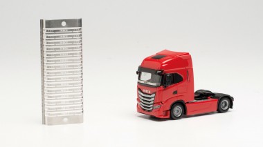 Herpa 055352 Steinschlagschutz gelocht Iveco S-Way 