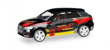 Herpa 095891 Audi Q2 Fahrschule Olaf Großhauser 