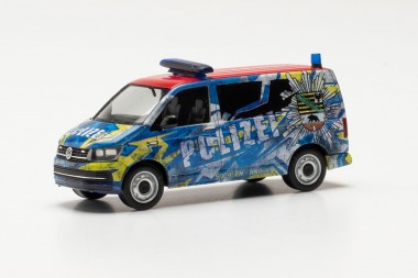 Herpa 096348 VW T6 Bus Polizei Sachsen-Anhalt Infom. 