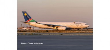Herpa 533683 Airbus A330-200 Air Nambia 